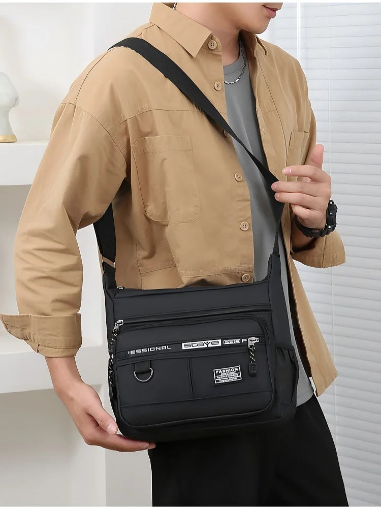 Borsa a Tracolla Uomo in Oxford – Messenger Bag Casual con Tasche Multiple