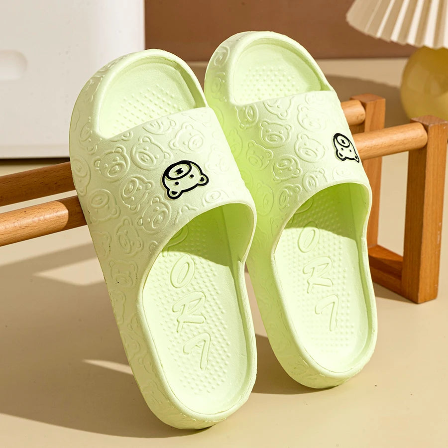 Little Bear Print Slippers – Unisex Indoor & Outdoor Sandals
