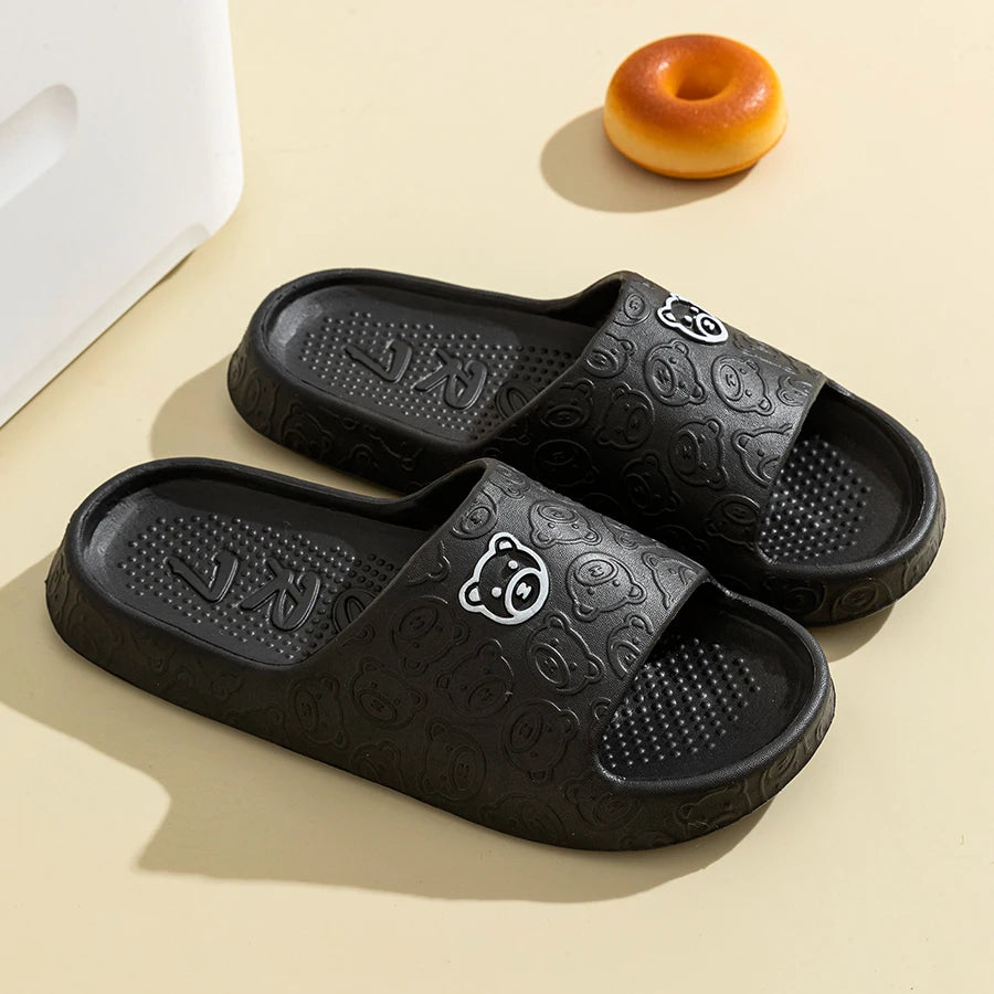 Little Bear Print Slippers – Unisex Indoor & Outdoor Sandals
